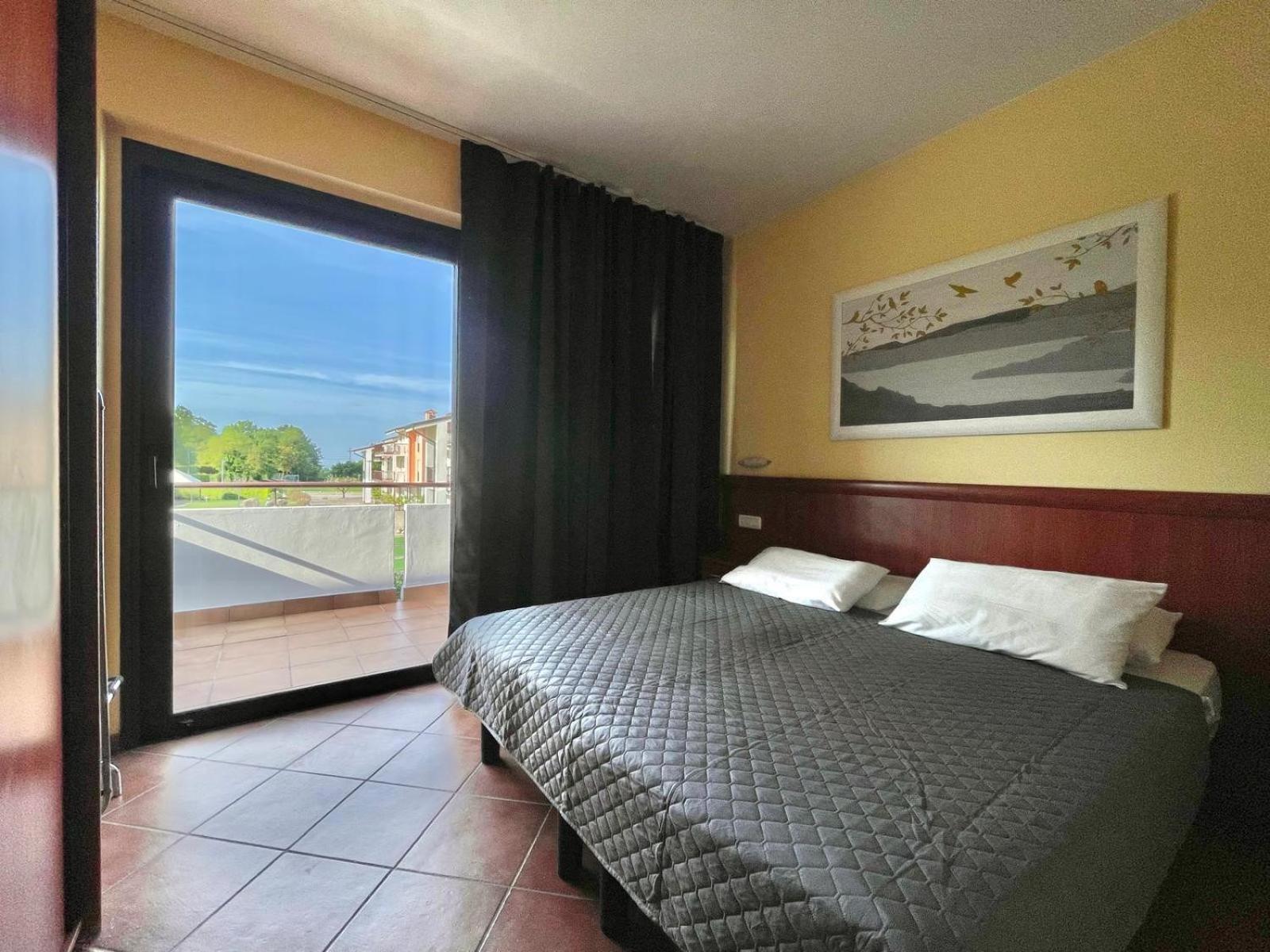 Aparthotel Bran & Denise Costermano sul Garda