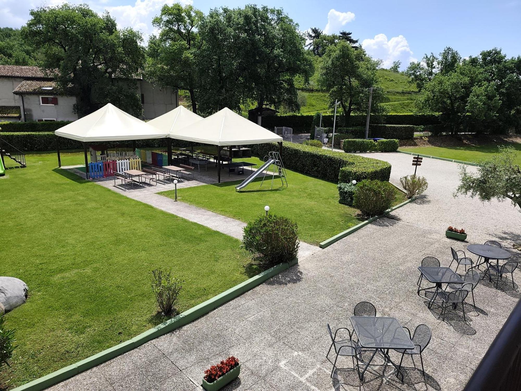 Aparthotel Bran & Denise Costermano sul Garda
